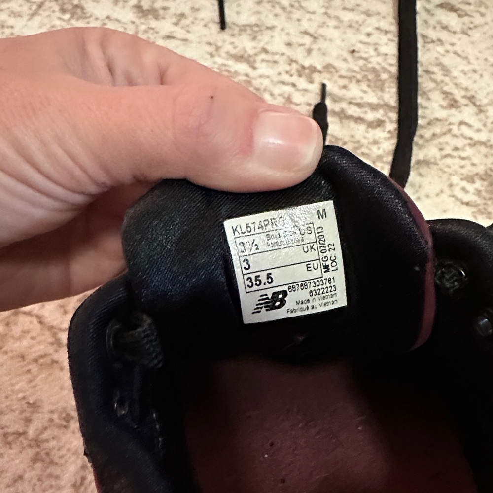 New Balance Kids' Maroon Sneakers - Picture 2 of 8